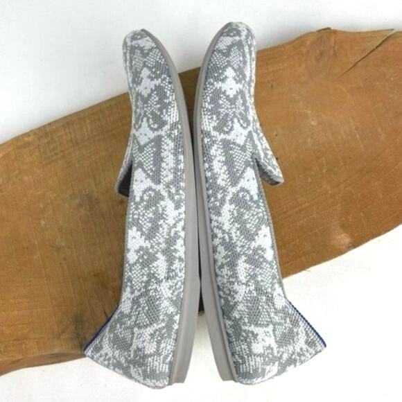 Rothy's The Loafer Ivory Grey Snake NYE Secret Release Limited Edition Flats 6 - Picture 2 of 15